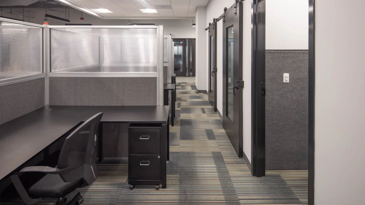 Coworking Station image