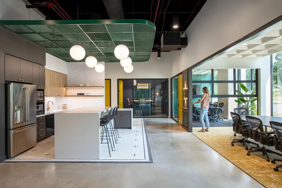 Financial Services Company image